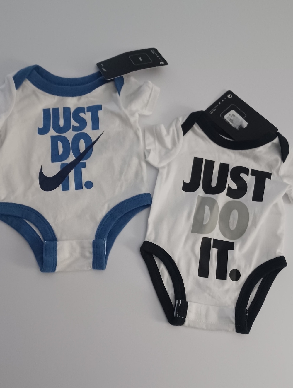 Nike Just Do It 2 Pack Onesies Sz Newborn 0/3M